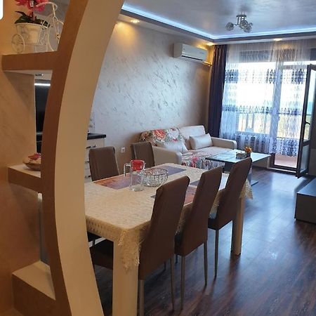 Sunshine Apartment Pomorie Luaran gambar