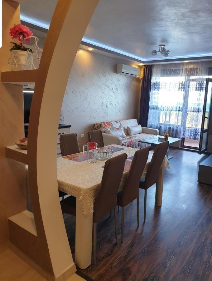 Sunshine Apartment Pomorie Luaran gambar